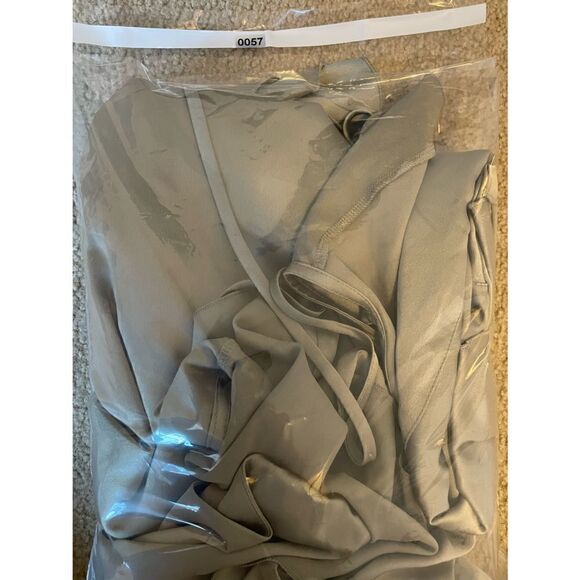 Show me Your Mumu Samantha Ruffle Wrap Dress 1X NWOT - Picture 6 of 8